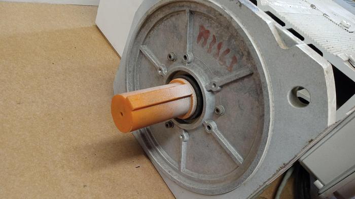 Used Oemer 3-Phase AC Motor QCAVM-100LBE 8kw 100Hz 220-380V 3000RPM GH506