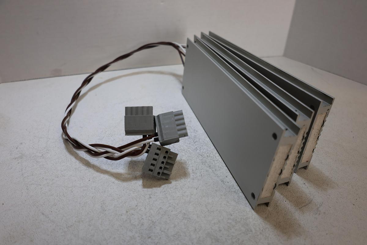 Used Lot of 3 KOCH BWD500047 47Ω 200W Power Resistors w/ Connectors Used