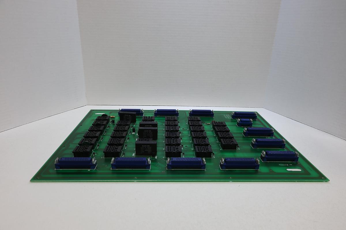 Used FANUC A20B-2001-0065 CNC Backplane Interface PCB Board