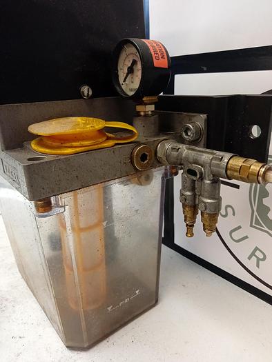 Used VOGEL MKU11-KW2-0005+429 Single Line Pump 50/60Hz 115V GH508