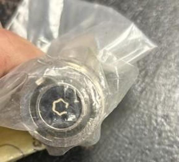 Used Amphenol Aerospace MS3476L10-6S Circular Connector Female 6 Position Al Plug - GHA-156-C0
