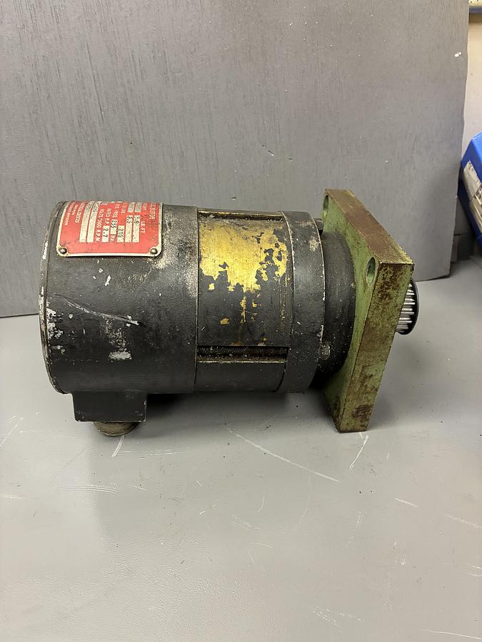 Used Industrial Drives BR-2102-3206-A Brushless Motor 210V GHC-39