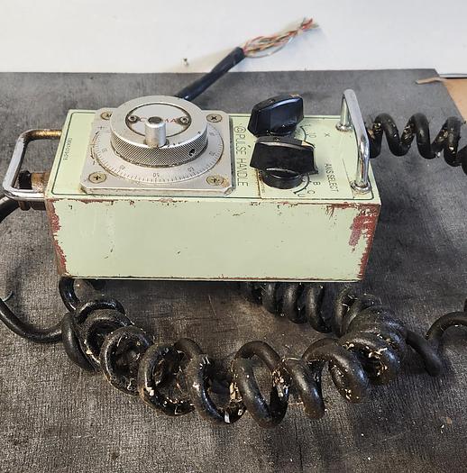 Used OKUMA E8047-019-015 Pulse Handle Control Unit - GHB-75