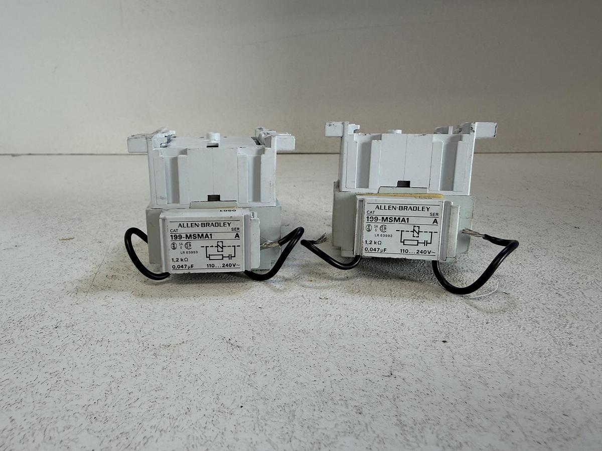 Used Lot of 2 Allen-Bradley 700-M220 Control Relays w/ 199-MSMA1 Socket Base GHGC-14