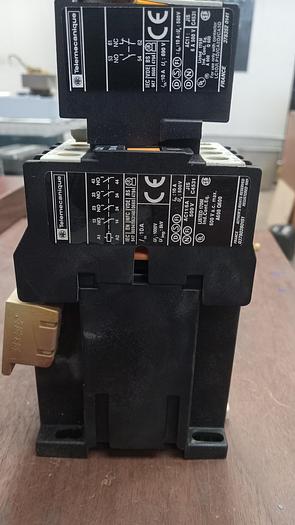 Used Telemecanique CA3 DN40 Contactor with LA1 DN11 Timer - GHA-100