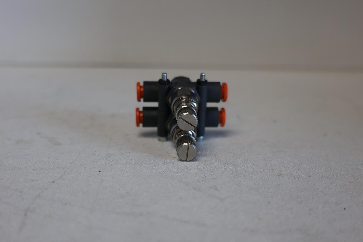 Used Metal Work Pneumatic RML Series Miniature Pressure Reducer – Model 9061316