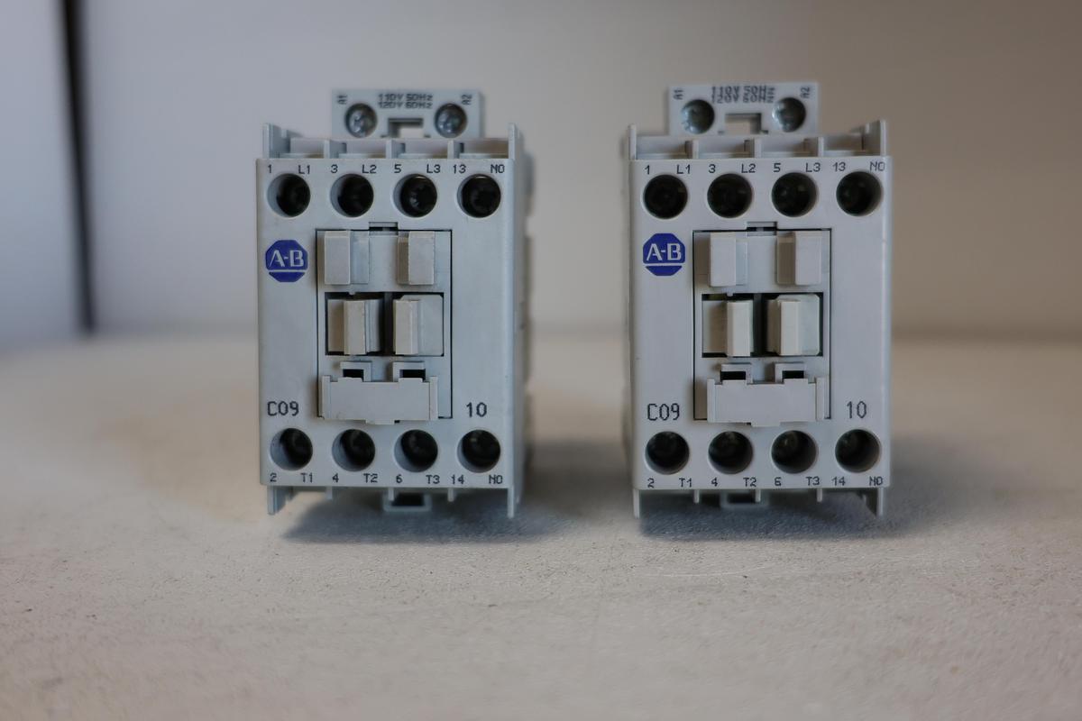 Used (Lot of 2) Allen-Bradley 100-C09*10 Contactor – Series A