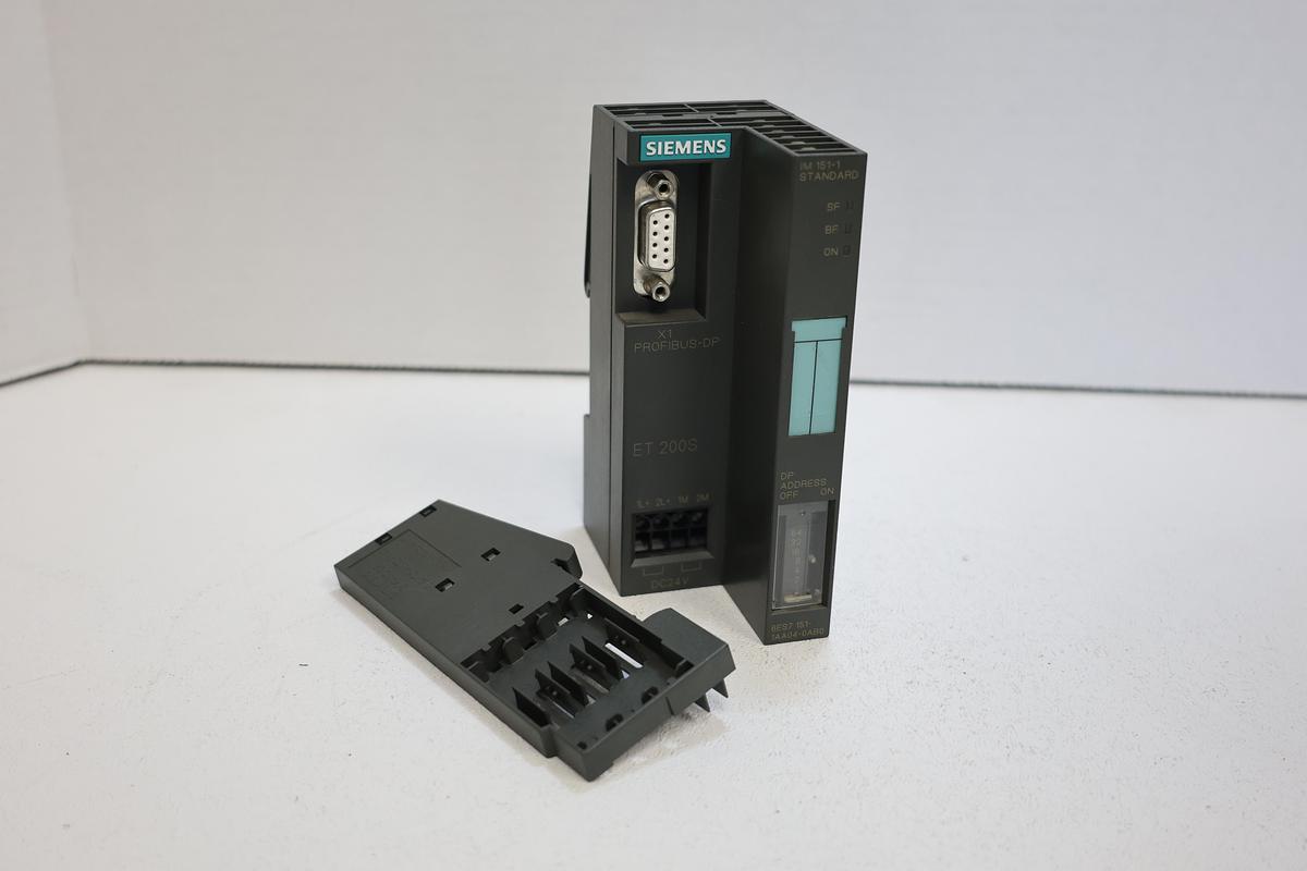 Used Siemens SIMATIC DP ET200S IM151-1 Interface Module w/ 6ES7 193-4JA00-0AA0 Used
