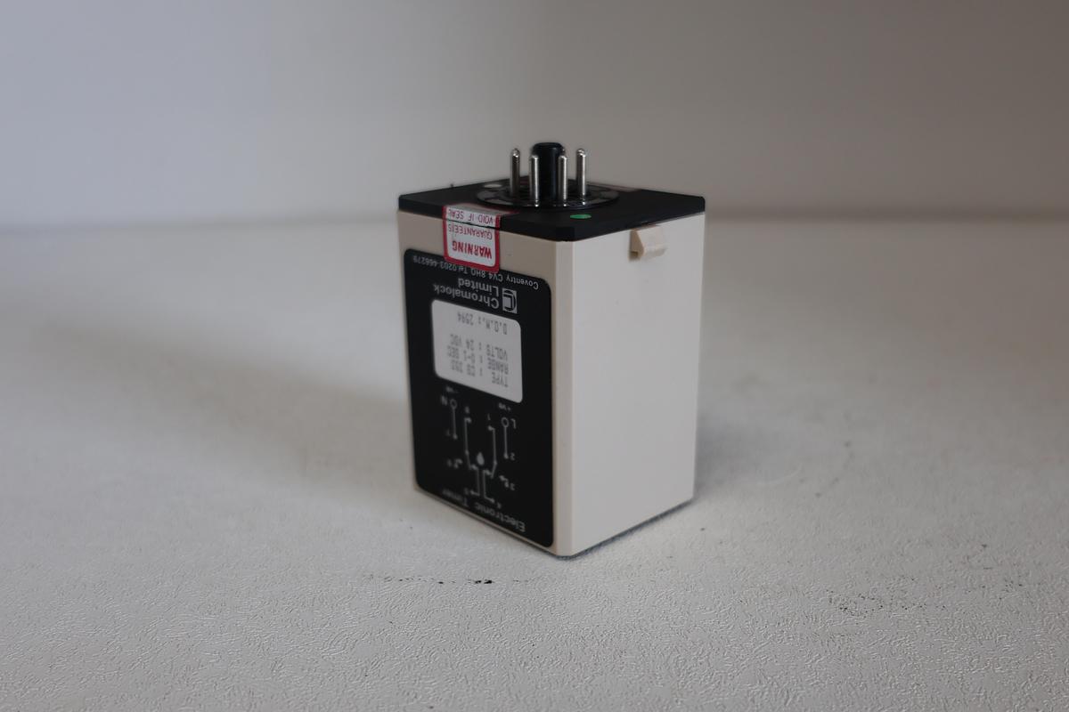 Used Chromalox Electronic Timer CS-353 – Industrial Control Timer