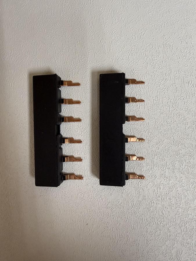 Used (Lot of 2) Siemens 3RV1915-1A Line Side Feeder GHC-36