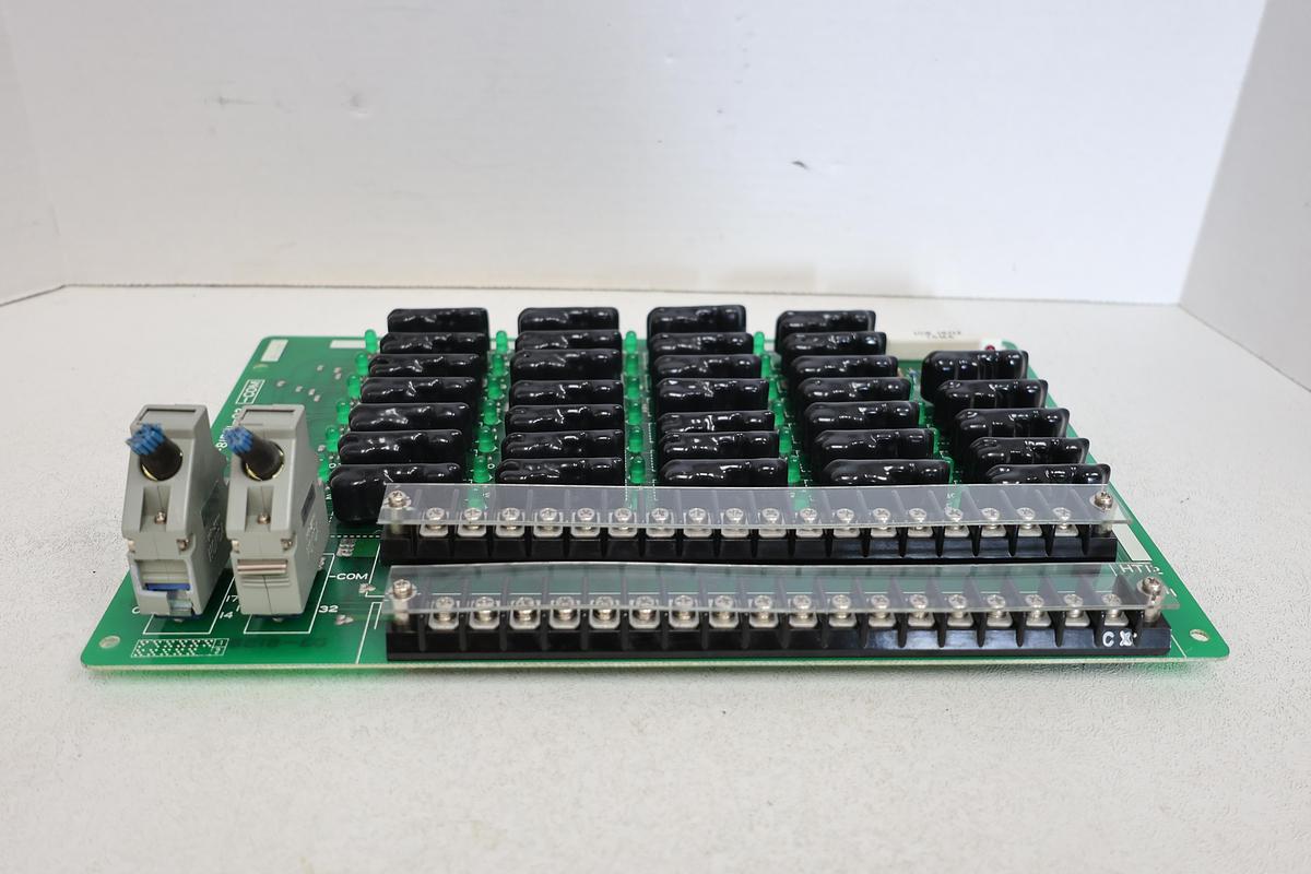 Used Mitsubishi 03-81581-02 Relay Board Mazak CNC Circuit Board GHA-48