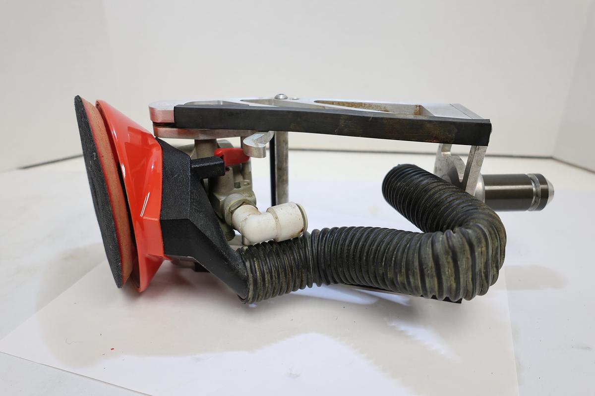Used Industrial Pneumatic Vacuum Orbital Sanding Head Robotic End Effector Tool
