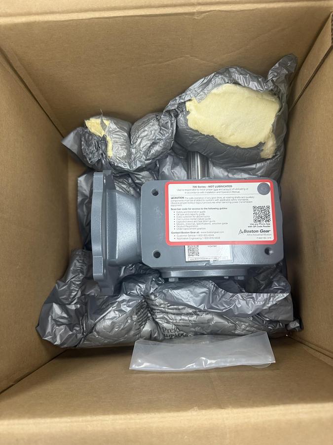 Used Boston Gear Speed Reducer, Gear Box F724-60-B5-G, 0.73 input, 60:1 Ratio, GHC-45