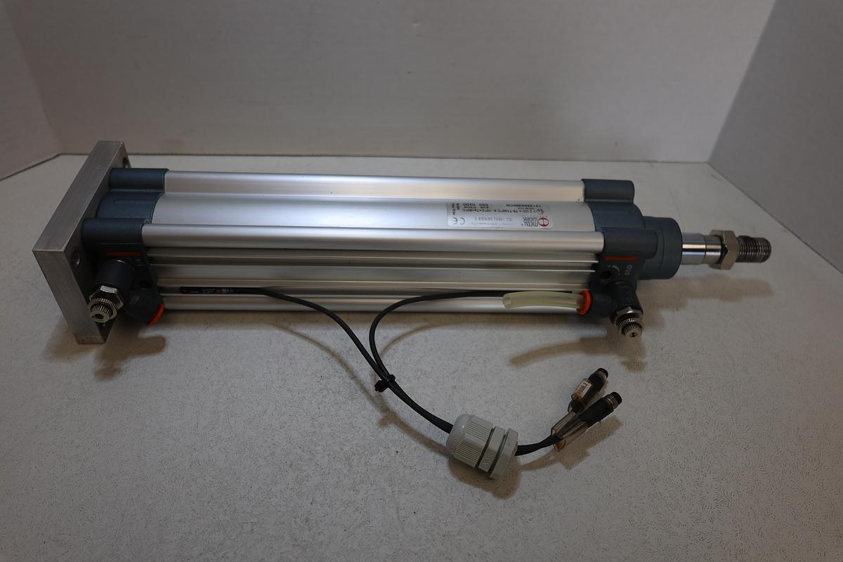 Used Metal Work Pneumatic 1213500200CN