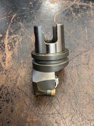 Used Kennametal KM50 Cutting Tool Holder KM50MRGNL12 GHA-gs14
