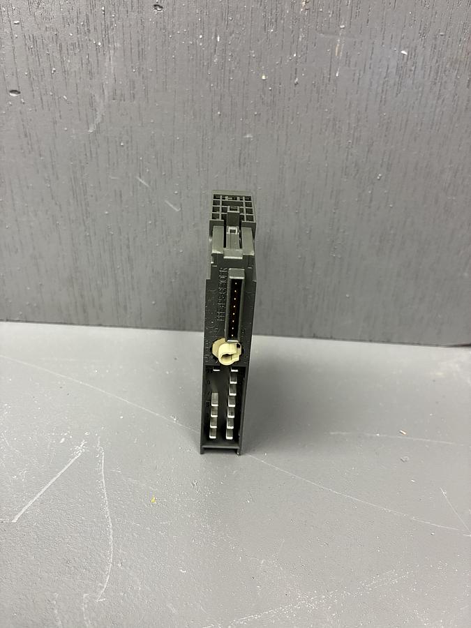 Used Siemens 6ES7 138-4CA00-0AA0 SIMATIC DP Terminal Module GHA-160 