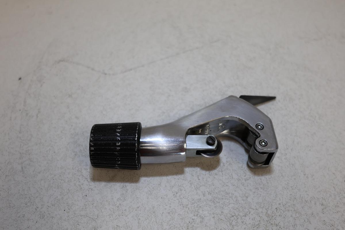 Used Imperial Eastman TC1000 Tube Cutter 4mm-28mm