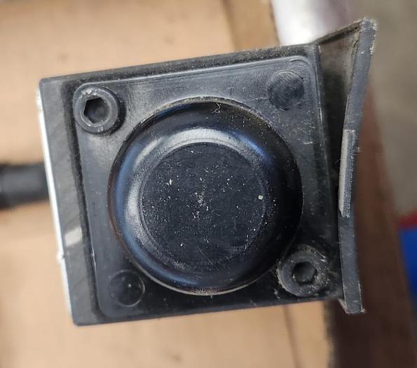 Used Parker D1VL1DN-70 Control Valve, 5000 PSI - New -GHA-137