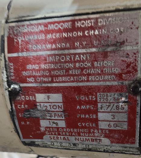 Used CM Loadstar Electric Chain Hoist Model F 1/2 TON 1/2 H.P. SPEED 16 F.P.M. - GHA-24