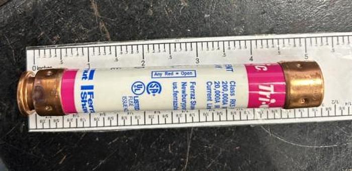 Lot of 10 Ferraz Shawmut Tri-Onic TRS15RID 15A 600V AC Dual Element Fuses - GHB-63-D24