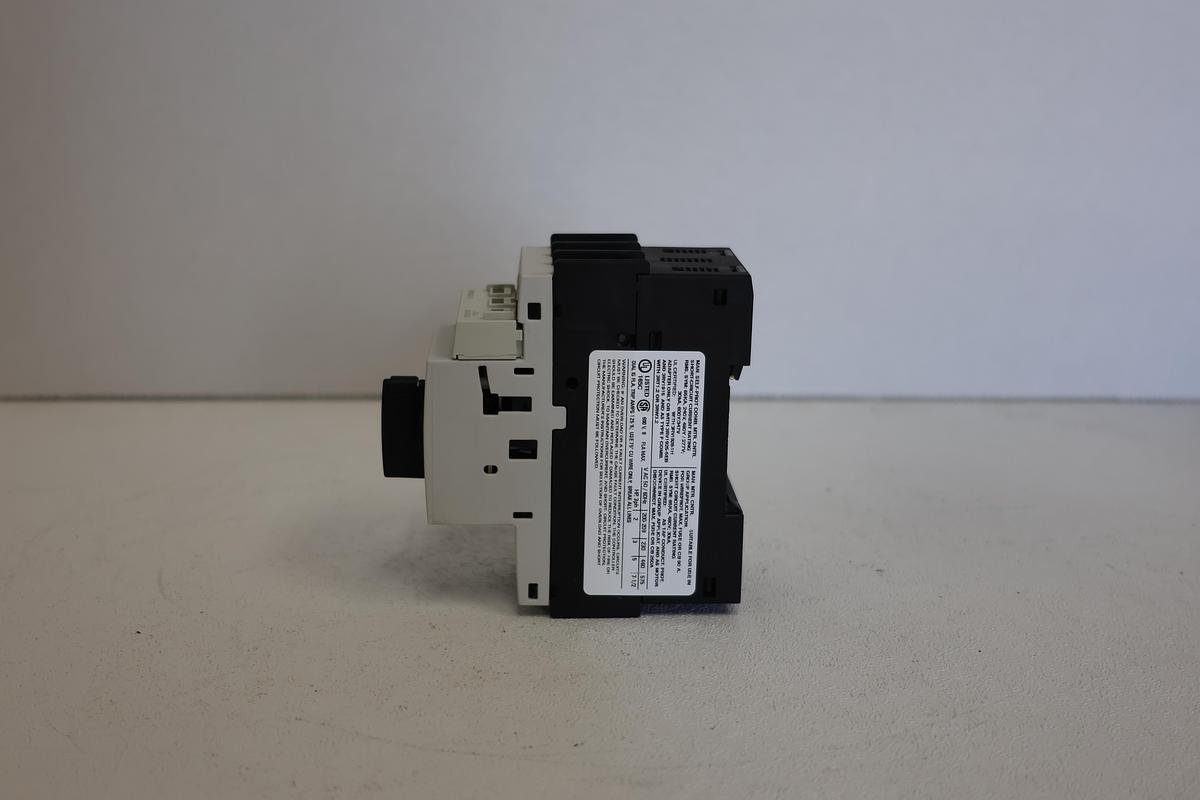 Used Siemens 3RV1021-1HA10 Motor Protection Circuit Breaker GHA-141