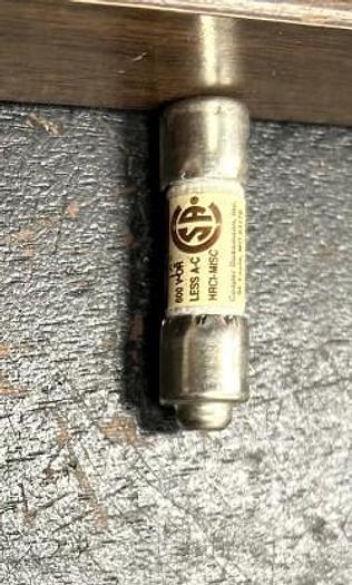 Lot of 3 Cooper Bussman KTK-R-3 Fuses 3 Amp 600VAC - GHB-63-D13