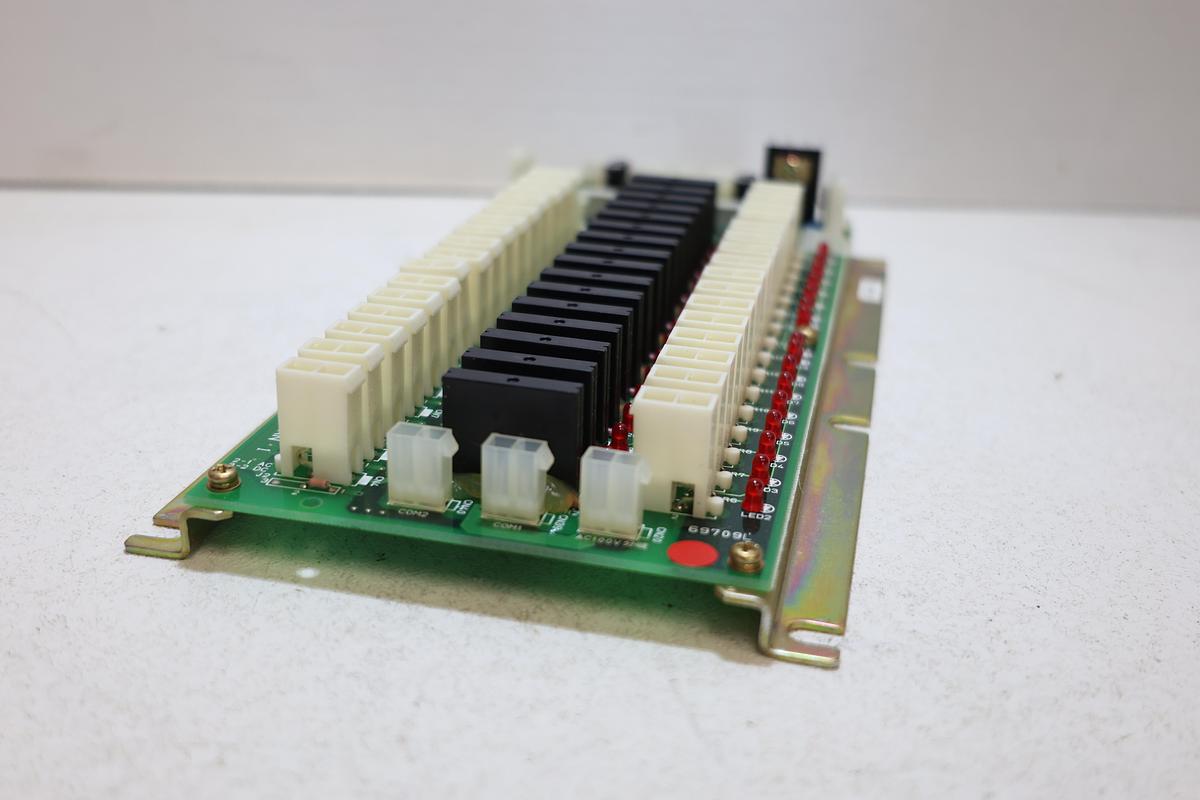 Mazak D65UB004252 Remote I/O Relay PCB Circuit Board – New Old Stock