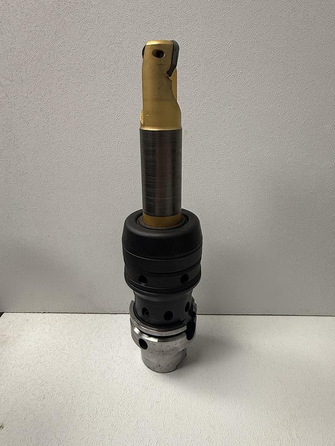 Used Kennametal HSK63AHPVSD125450 Mill Chuck With Cutting Tool GHC-27