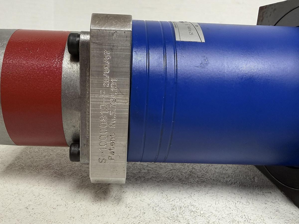 Used Alpha LP070-M02-25-111-000 25:1 Gear Reducer W/ Sonceboz Stepper Motor GHA-34