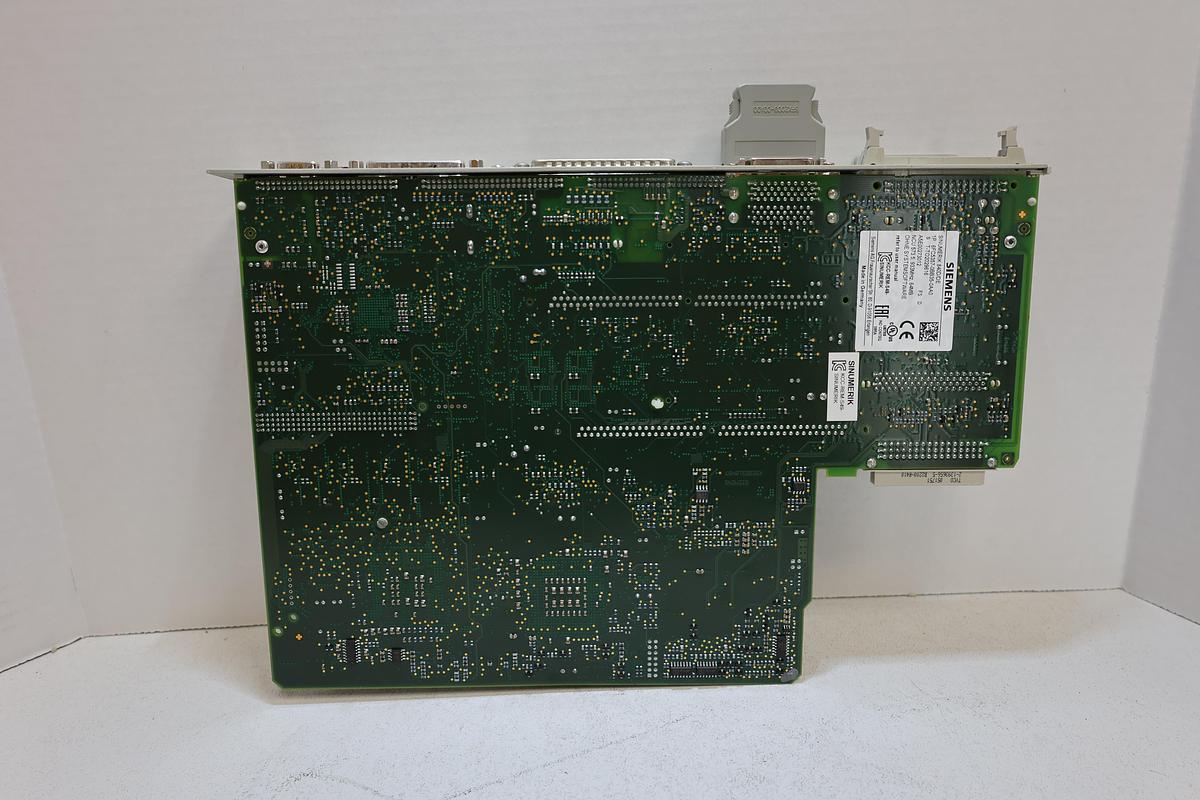 Siemens 6FC5357-0BB35-0AA0 SINUMERIK 840D NCU 573.5 CNC Controller NIB