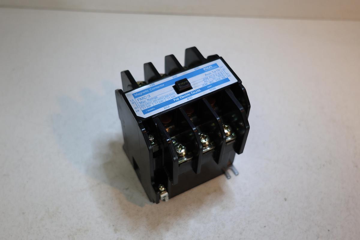 Used Fuji Electric FMC-3 Magnetic Contactor 3-Phase 220–550V Used Working Pull