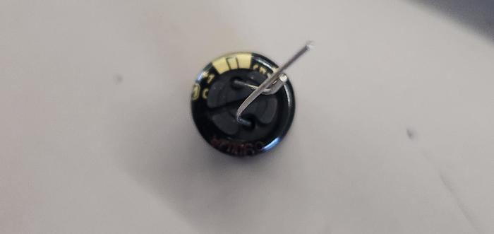 Used EEU-FM1H471 Capacitor Aluminum Electrolytic 470UF 20% 50V Radial -GHGC-D5