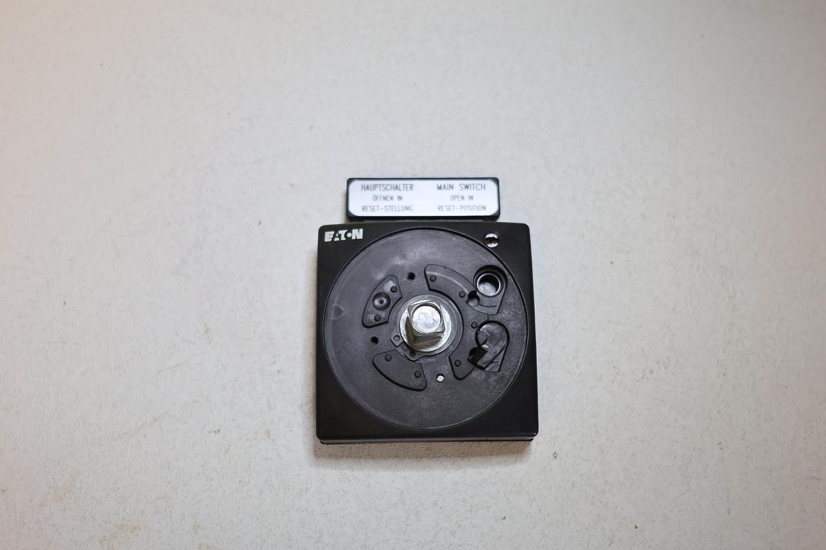 Used Eaton Moeller Series NZM Door coupling rotary handle