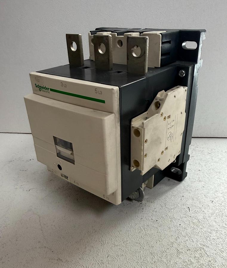 Used Schneider Electric / LC1D150 / 250A / 1000V / Contactor GHC-31