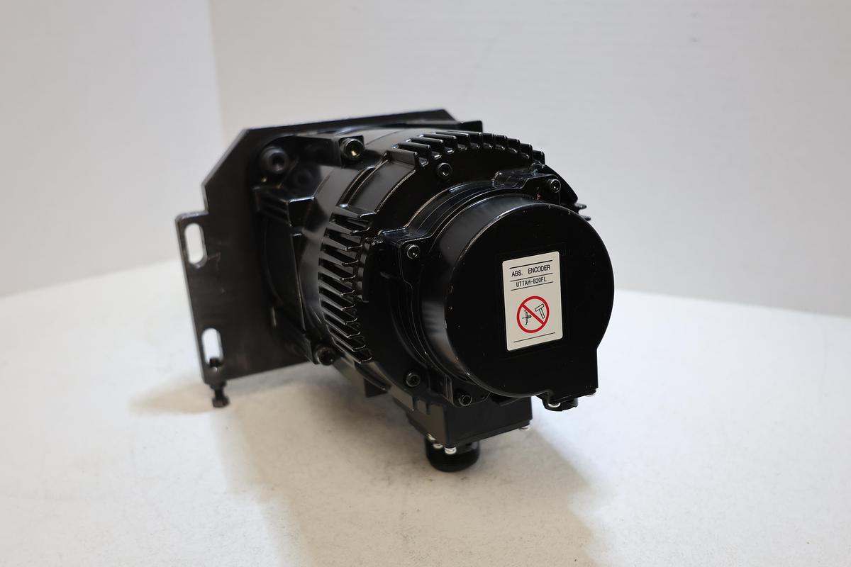 Used Yaskawa SGMGV-13ADA6H AC Servo Motor 1.3kW 400V w/ Timing Pulley Used