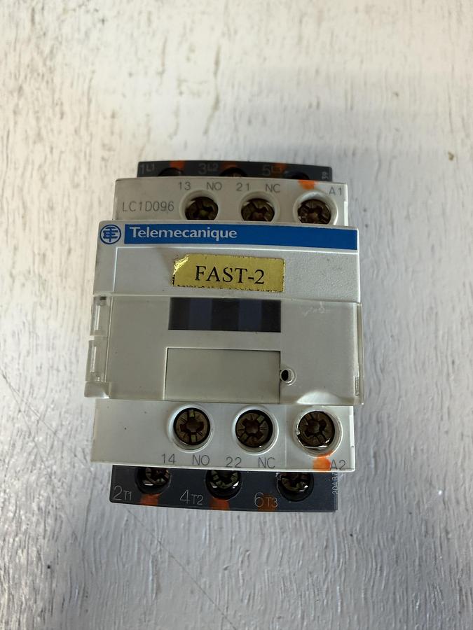 Used Schneider Electric A015850 Magnetic Auxilary Contactor LC1D096 600V Telemecanique GHA-180