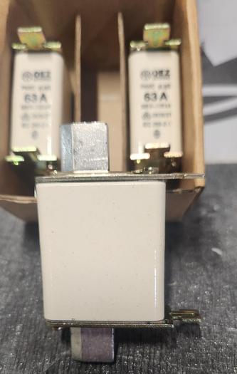 OEZ LETOHRAD FUSE Links (New Box of 3) - PN00C gl/gG 63A 500 V - GHA-103