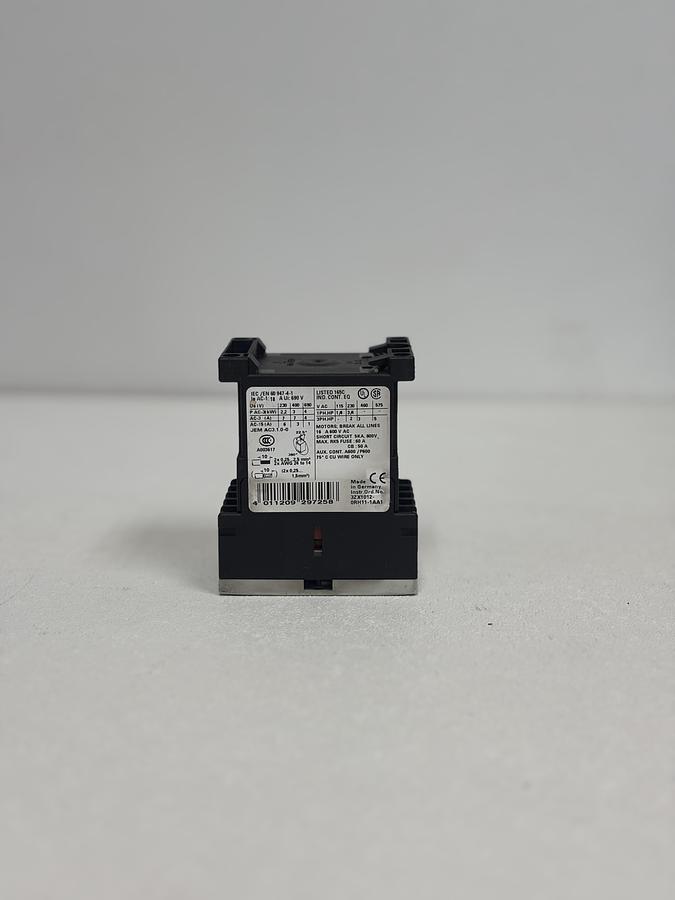 Used Siemens 3RT1015-2KB42 Control Relay – 4-Pole, 24V DC Coil GHA-140