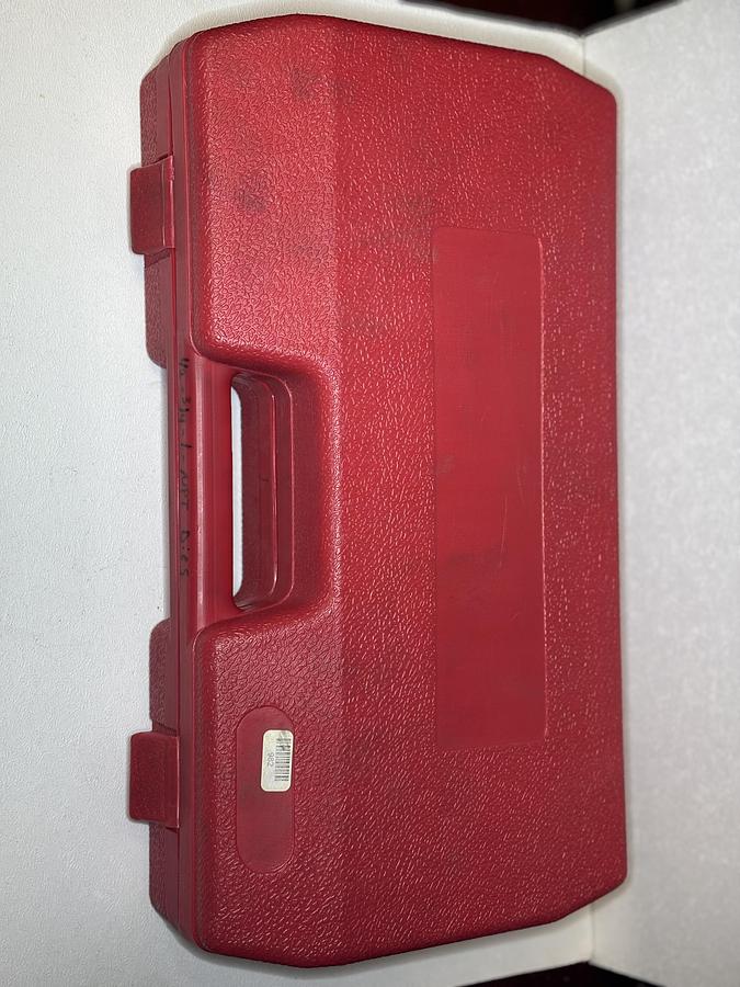 Used 1/2", 3/4", & 1" NPT Die Kit GHC-33 