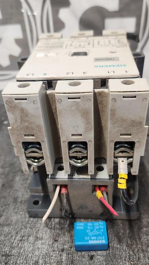Used SIEMENS 3TF50 160 AMP 600 VOLTS MOTOR STARTER CONTACTOR -GHB-68