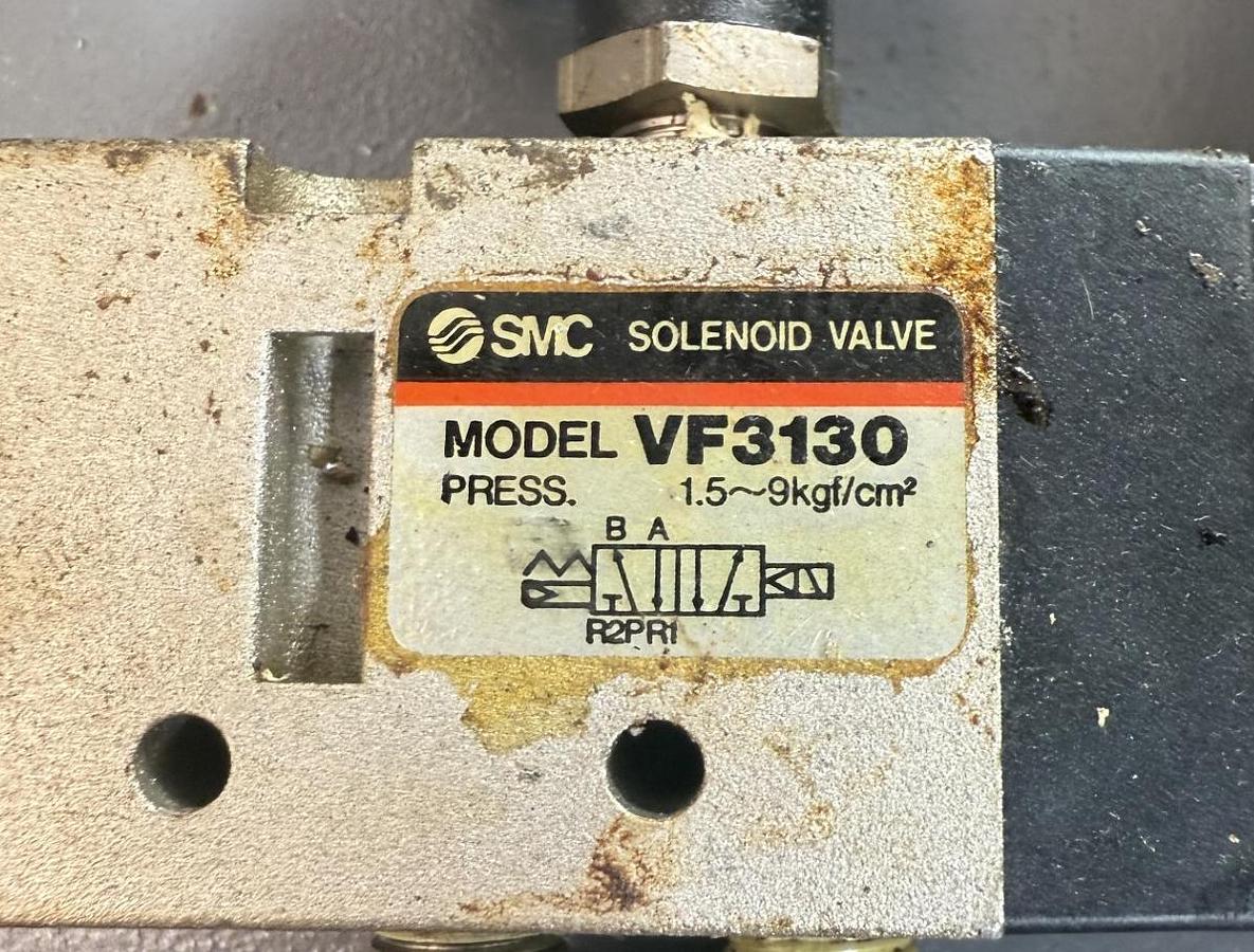 Used SMC, VF3130, Pneumatic Air Manifold Valve DC21-26V GHB-40