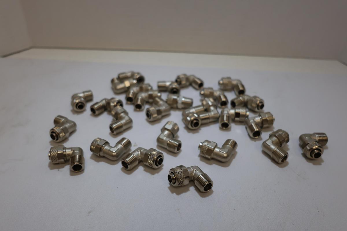 Lot of 27 Pneumatic Elbow Push-to-Connect Fittings M14 x 9/32" OD New