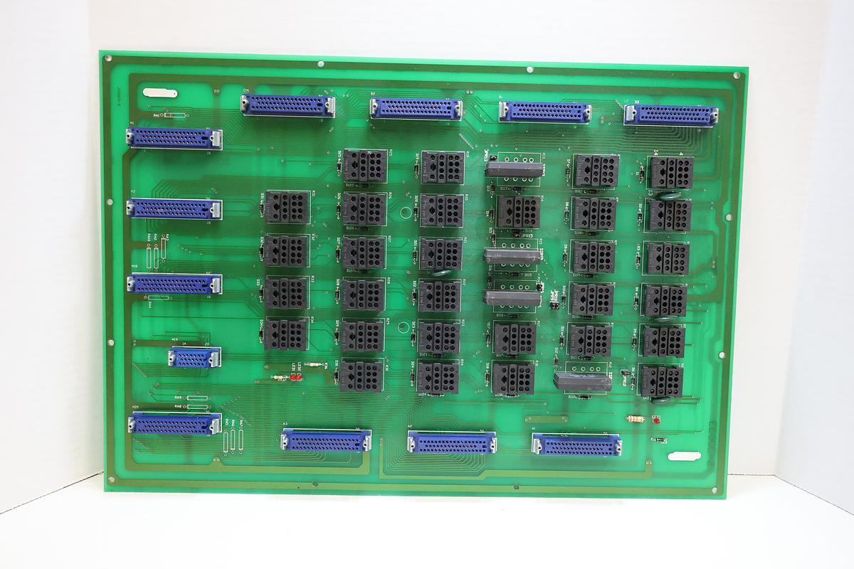 Used FANUC A20B-2001-0065 CNC Backplane Interface PCB Board