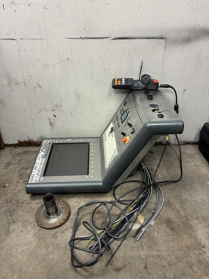 Used Heidenhain MillPlus IT Control Panel W/Remote GHB-PS