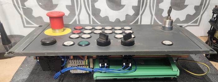 Used Gildemeister CTX 500 Main Operator Panel - GHB-80-LAF
