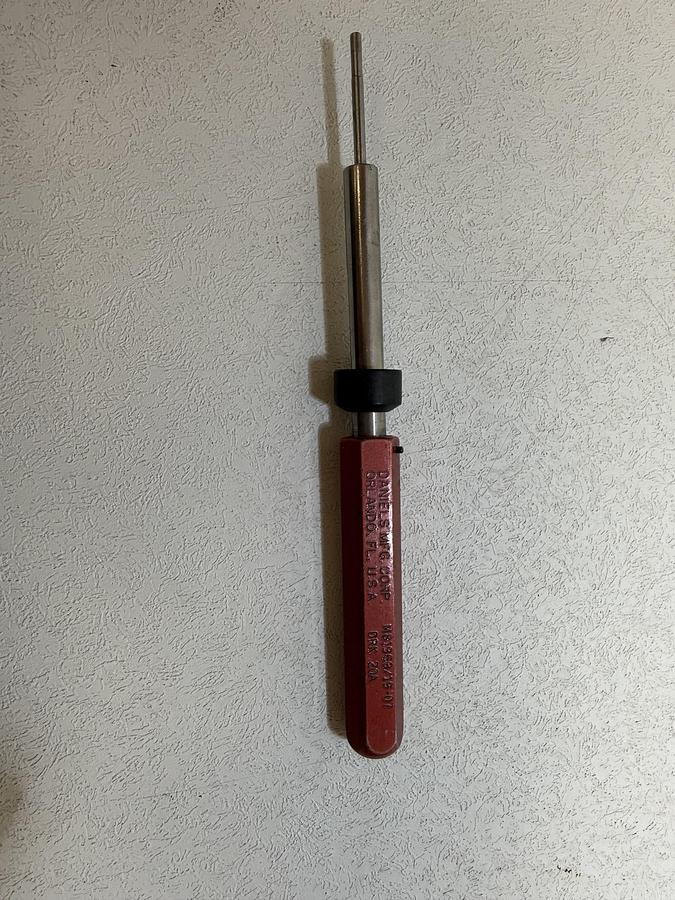 Used DMC Daniels DRK20A Connector Removal / Extraction Tool – M81969/19-07 REV A