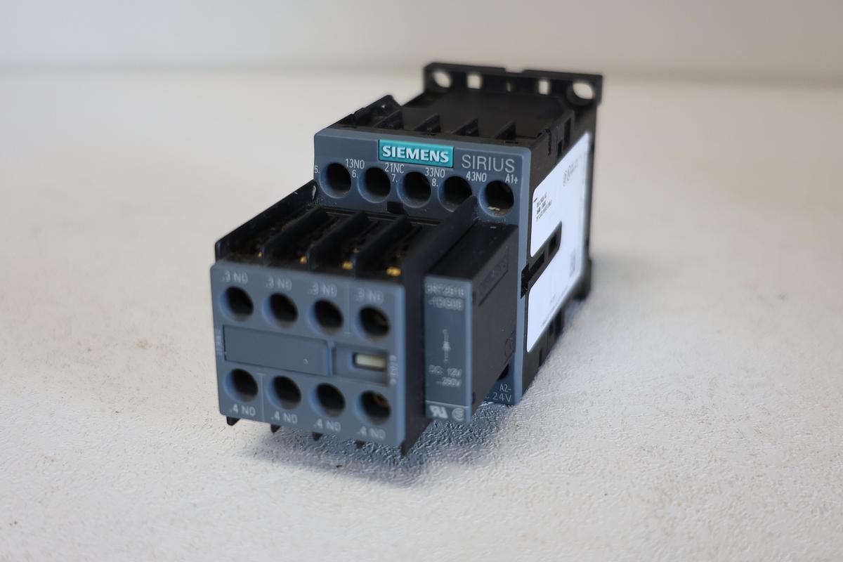 Used Siemens Industrial Electrical Components – 3RH2131-1BB40 / 3RT2916-1DG00 / 3RH2911-1FA40