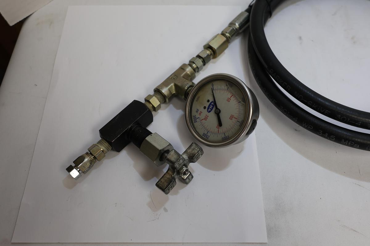 Used Industrial 5000 PSI Pressure Test Hose Assembly 6' Dual 3000 PSI Gauges
