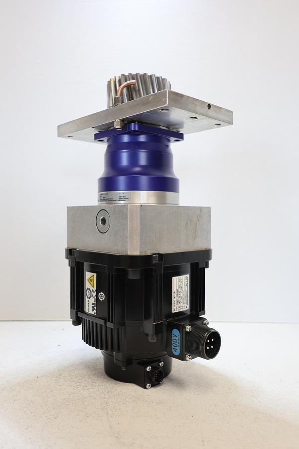 Used Yaskawa SGMGV-09D3A6F Servo Motor Wittenstein SP 075S 10:1 Gearbox