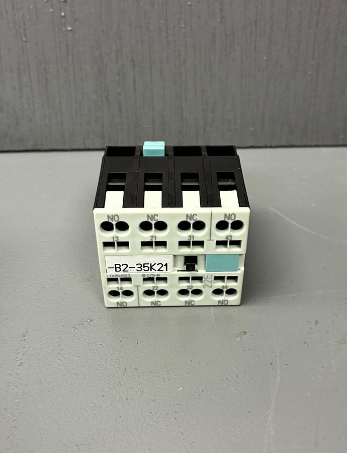 Used Siemens 3RH1921‑2HA22 Auxiliary Switch Block GHC-36